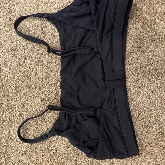 SKIMS maternity/nursing scoop bralettes - Picture 5 of 10